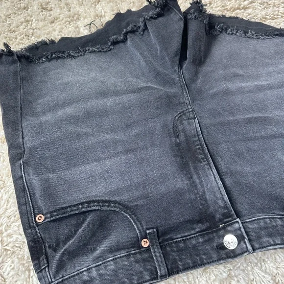 American Eagle High Rise Boyfriend Shorts - Picture 4 of 7